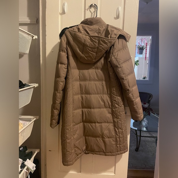 Michael Kors tan long puffer coat - Picture 6 of 8